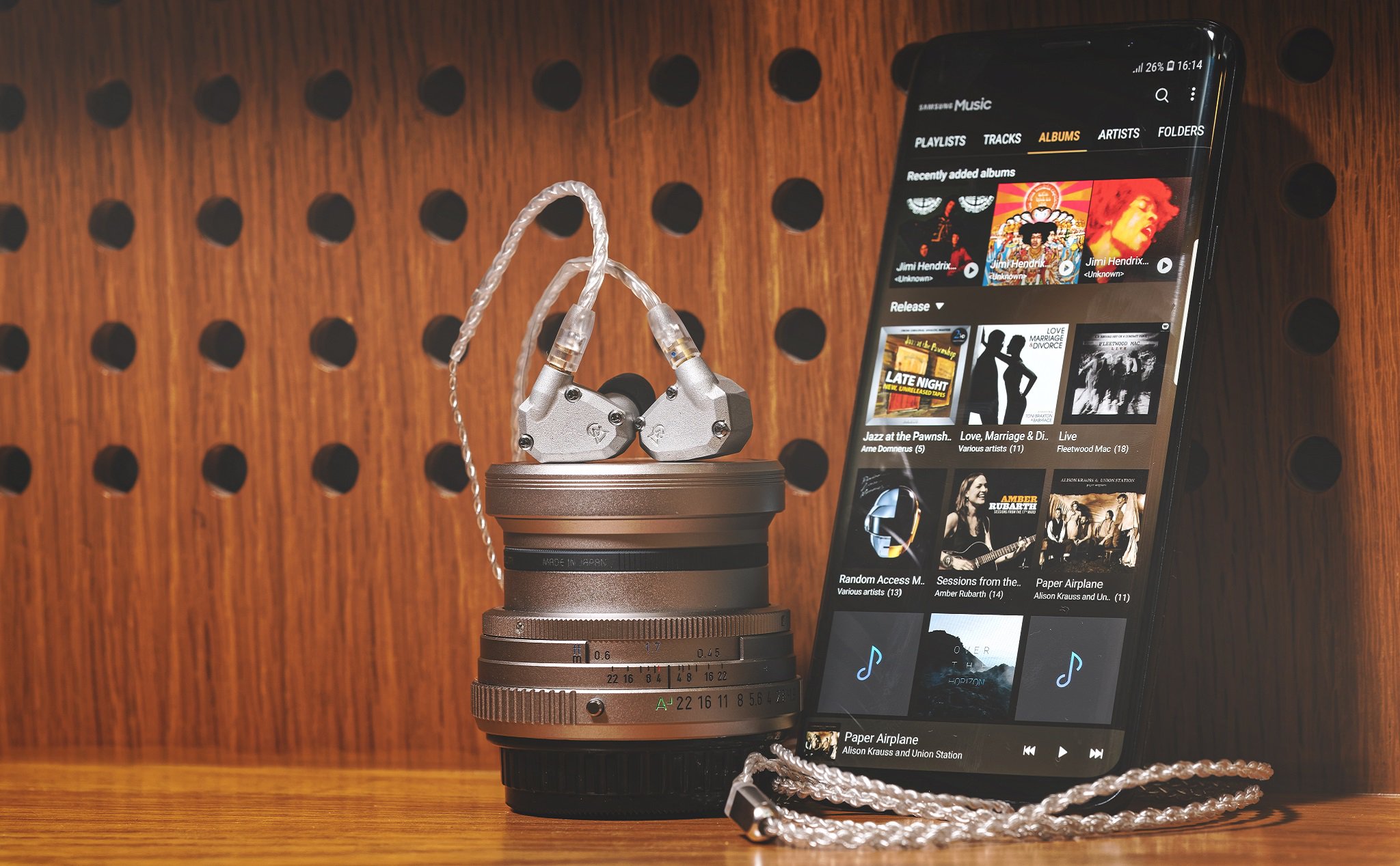 Chơi Tai Nghe Hi-Fi Không Khó: Bỏ Túi 5 Mẹo Để Nghe “Ra Chất”